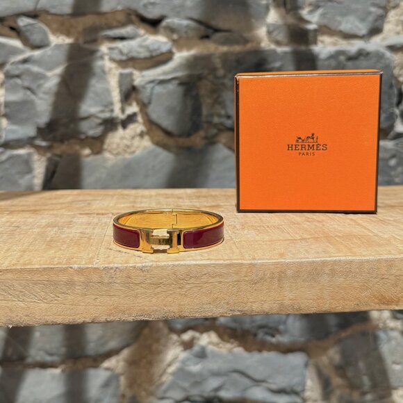 Hermès Burgundy Enamel GHW Clic H Bracelet - Picture 2 of 14